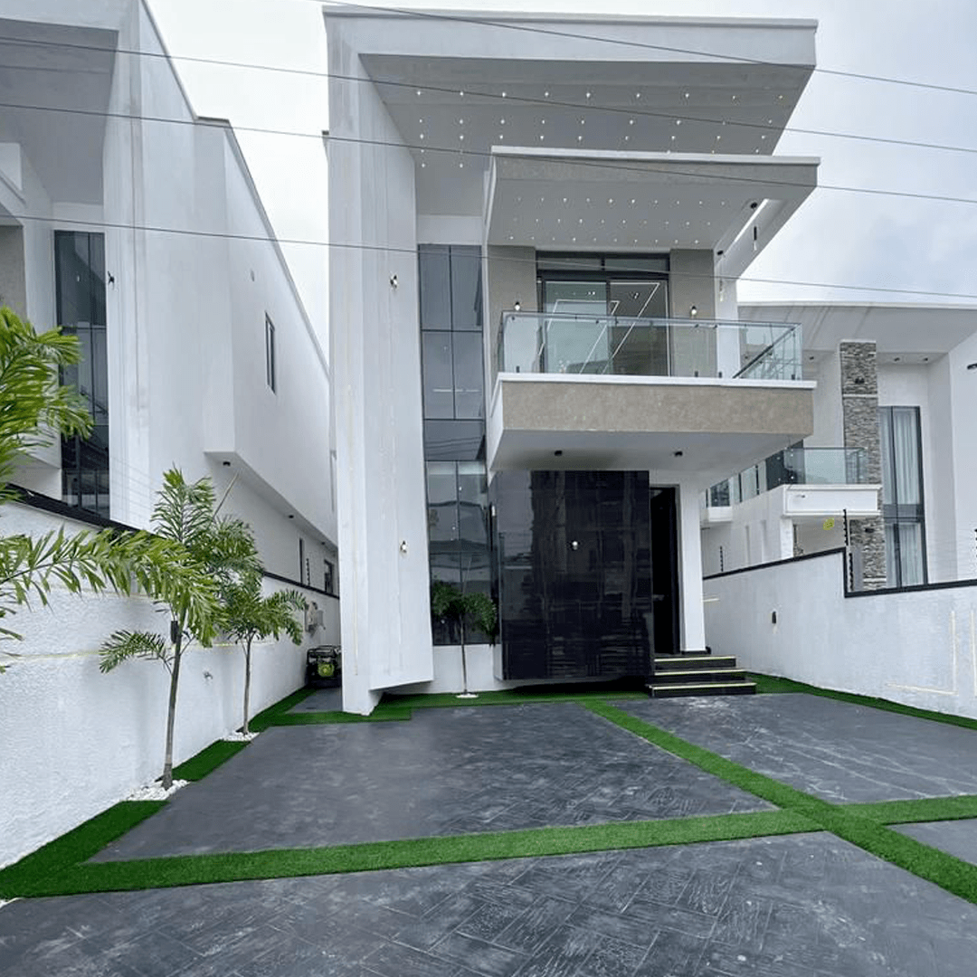 Luxury 5-Bedroom Fully Detached Duplex for Sale in Ajah, Lagos.